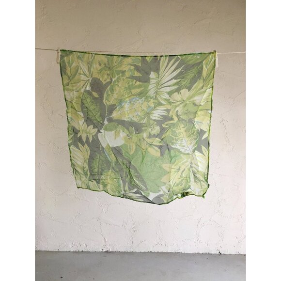 Green Tropical Leaf Print Square Scarf 100% Rayon Lightweight By Rising Tide 26" - Picture 3 of 5